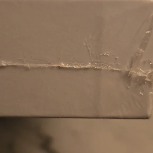 Accessories Gift Box for Iphone - Picture 3 of 4